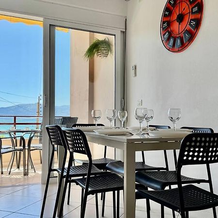 Orange Corner Apartment Sarandë Exteriör bild