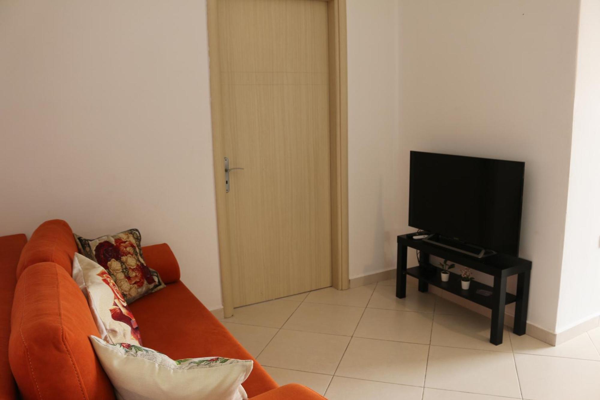 Orange Corner Apartment Sarandë Exteriör bild