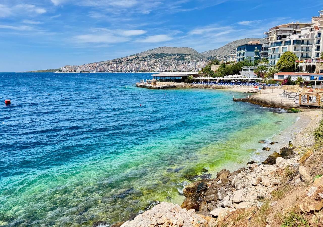 Orange Corner Apartment Sarandë Exteriör bild
