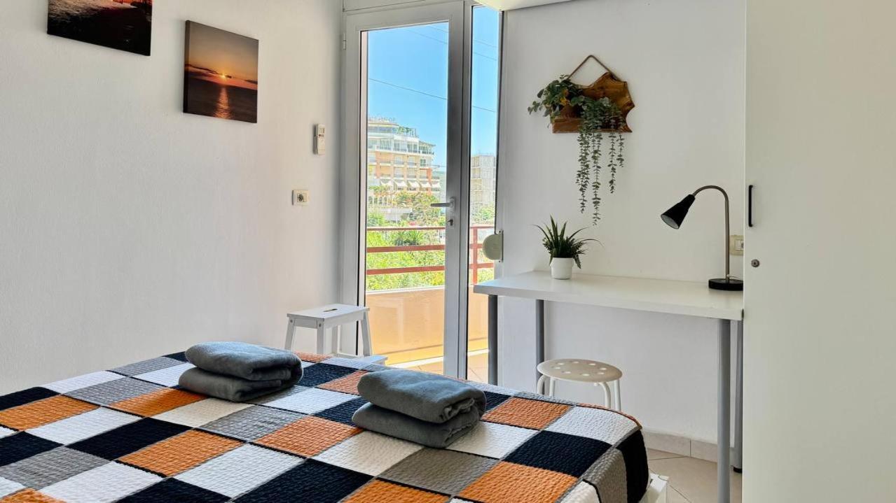 Orange Corner Apartment Sarandë Exteriör bild