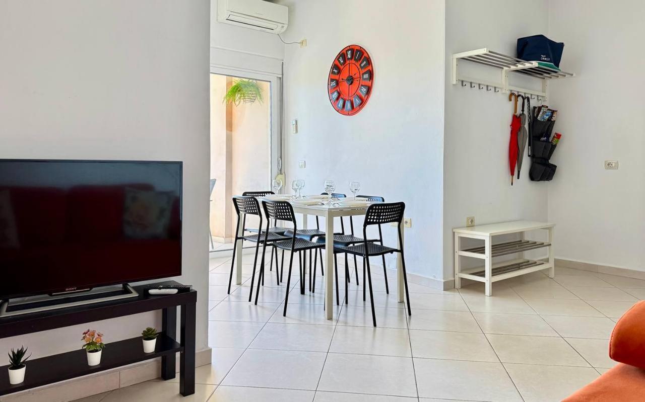 Orange Corner Apartment Sarandë Exteriör bild